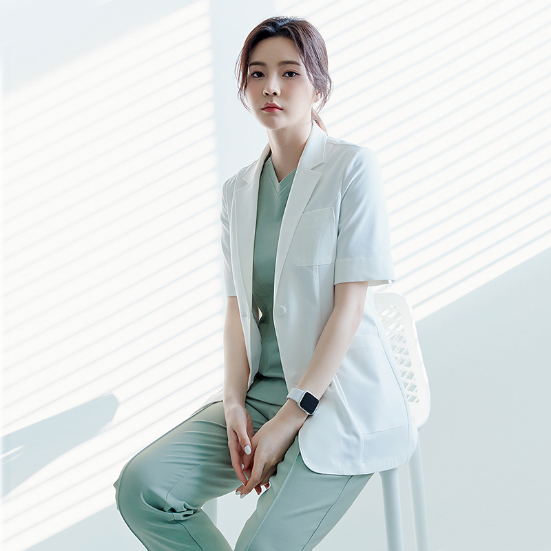 Medical Lab Years - Uniforme de Beleza Médica de Alto