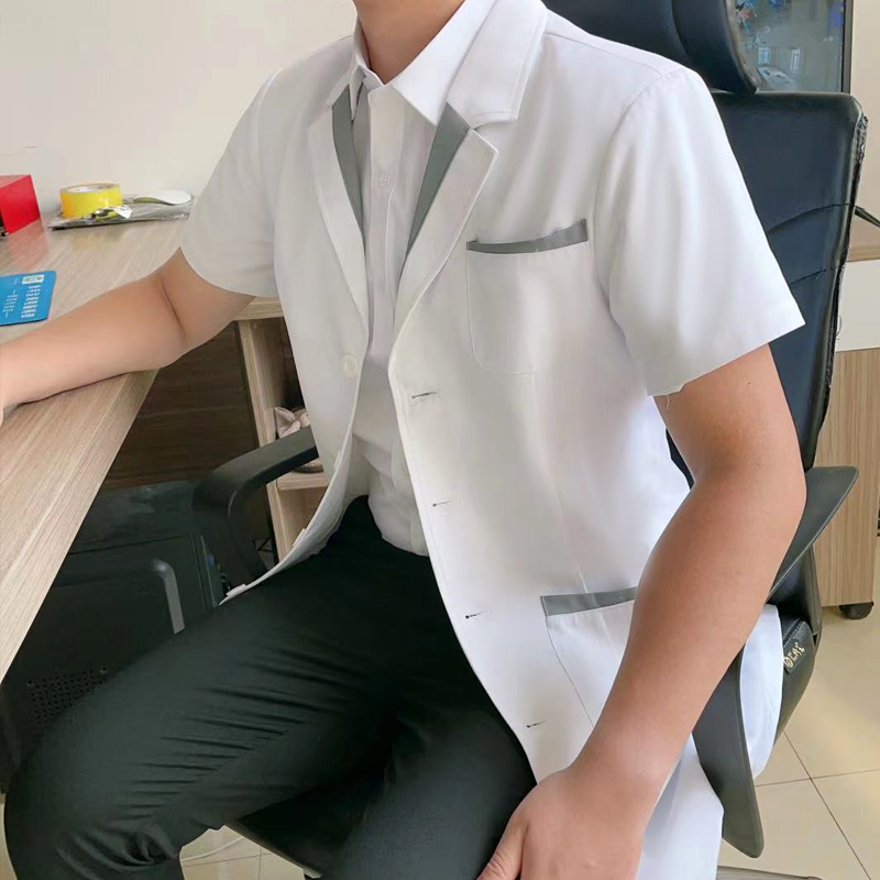 Uniforme Médico de Estética de - Medical Lab Years avaliação e preço
