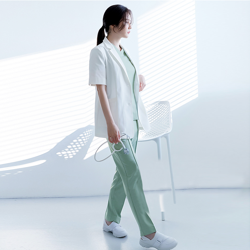 Uniforme de Beleza Médica de A - Medical Lab Years avaliação e preço